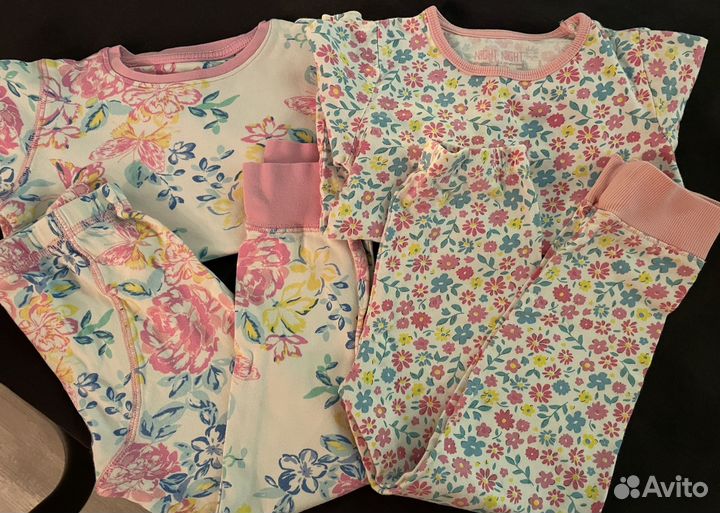 Одежда для девочки пакетом и пижама 98 104