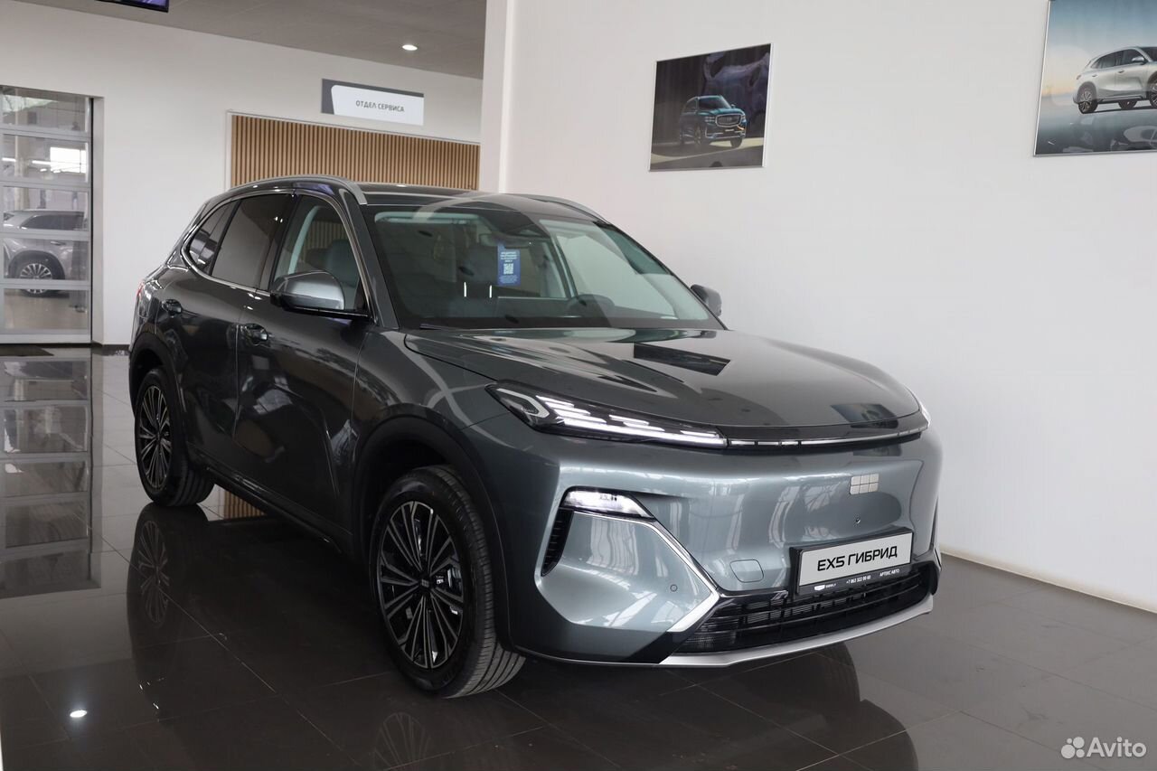 Geely EX5 Гибрид 1.5 AT, 2026