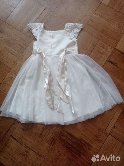 Праздничное платье для девочки размер 12-18 мес