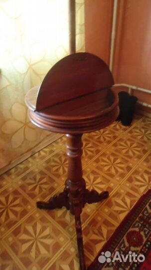 Продаю туалетный столик