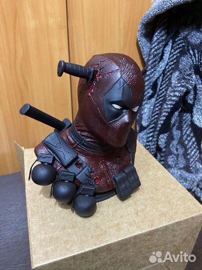 Фигурка deadpool бюст