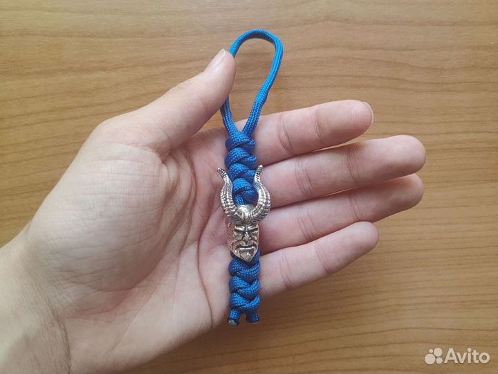 Темляк для ножа