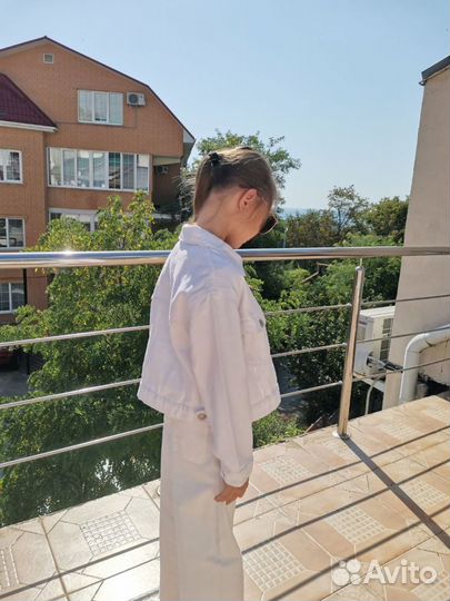 Джинсовая куртка Zara для девочки 122см, 128см