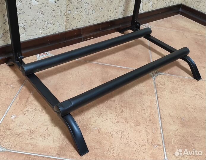 Стойки на 3 и 5 гитар RockStand