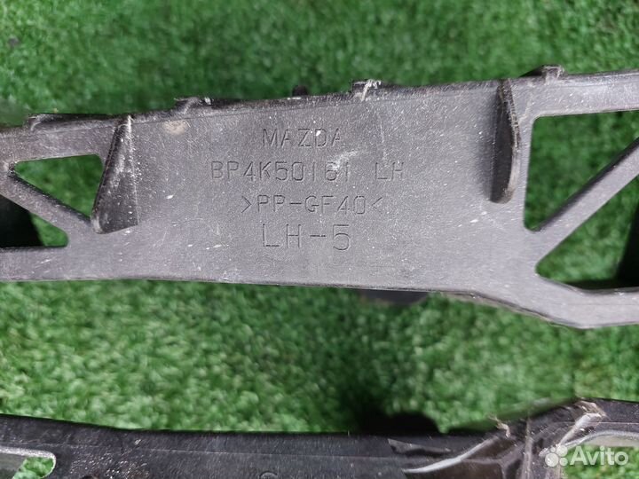 Крепления фары Мазда 3 бк Хетбэк