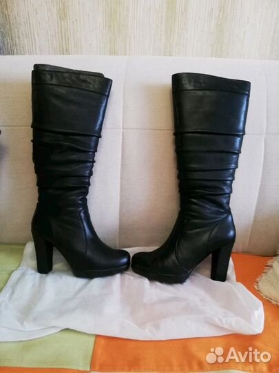 Сапоги зимние натуральная кожа и мех. Высота каблу