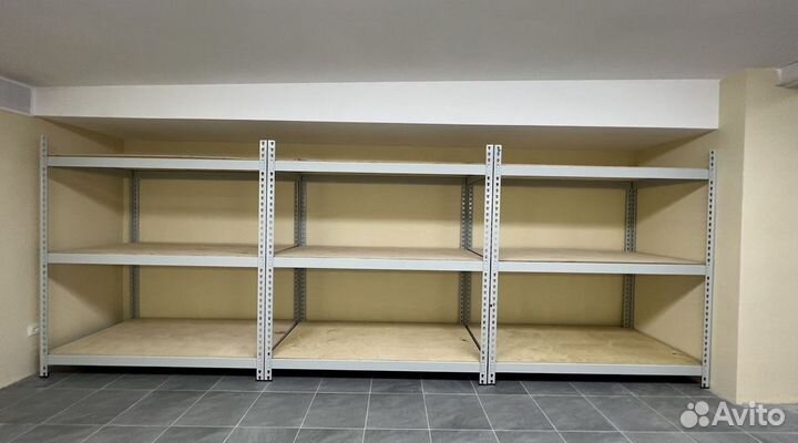 Металлический стеллаж