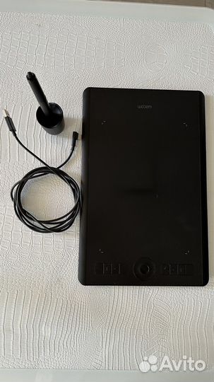 Wacom intuos pro medium
