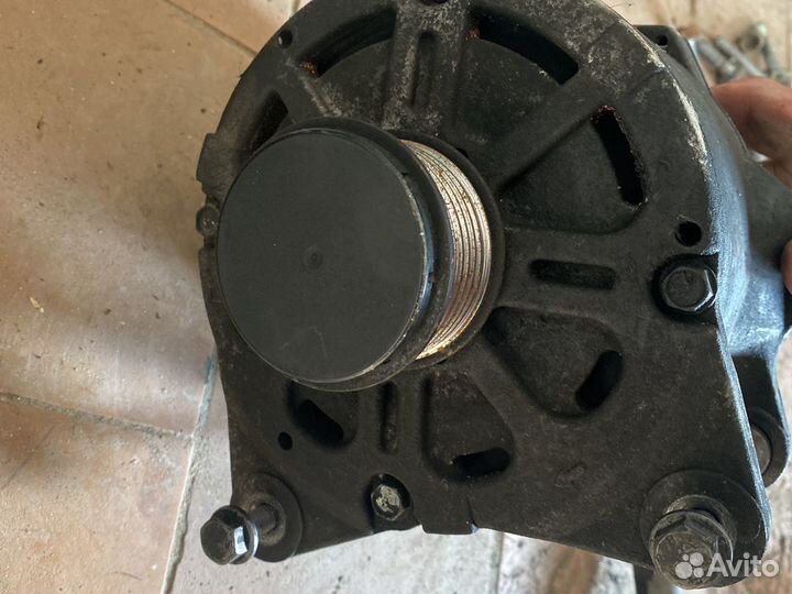 Audi q7 4l генератор