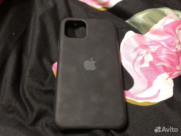 Чехлы на айфоны