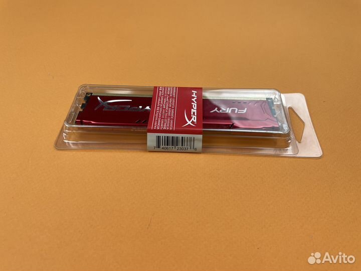DDR3 8 GB 1866 Mhz HyperX Fury dimm red