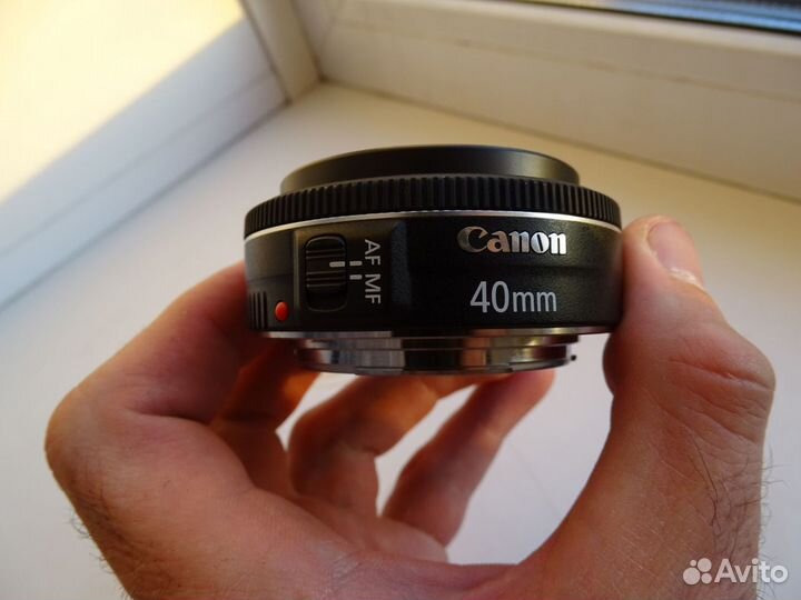 Объектив портретный Canon lens ef 40mm