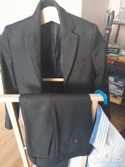 Костюм школьный с рубашками, рост 146-152