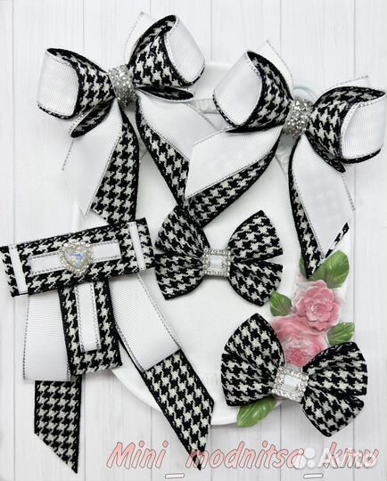 Набор бантов в школу 