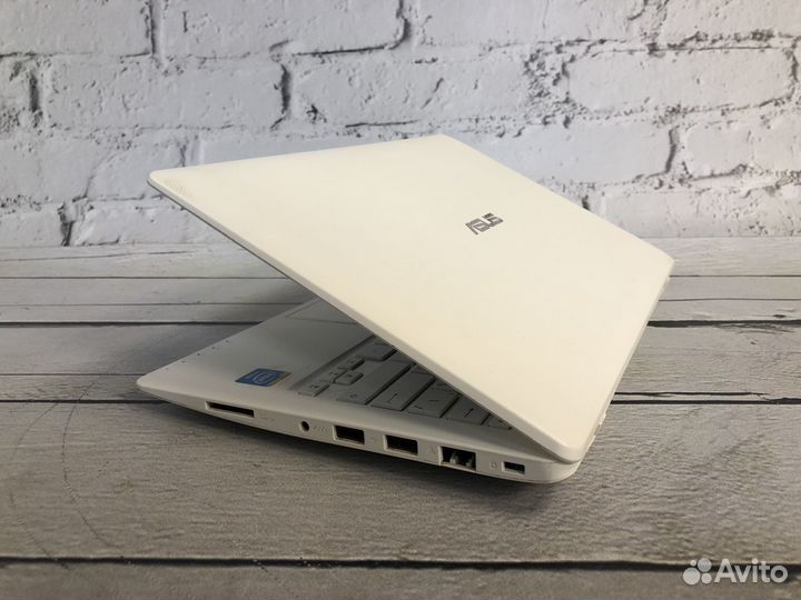 Нетбук Asus 4Gb Ram