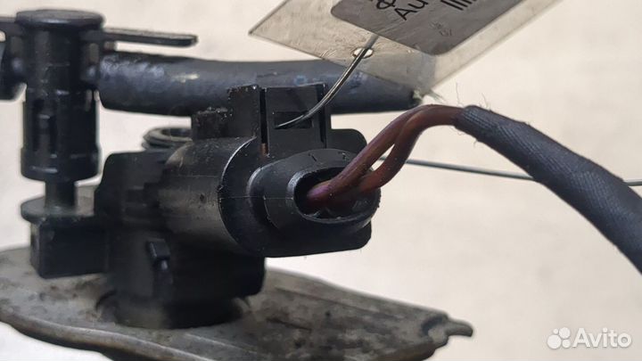 Форсунка топливная Audi A3 (8P), 2010