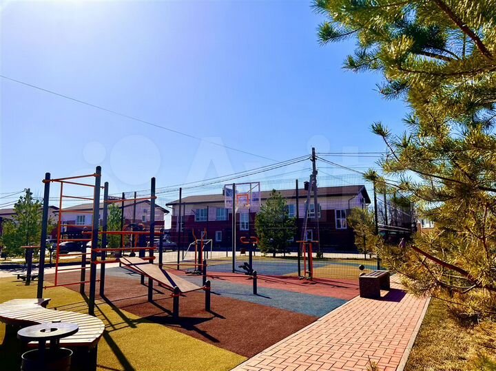 Таунхаус 73 м² на участке 2 сот.