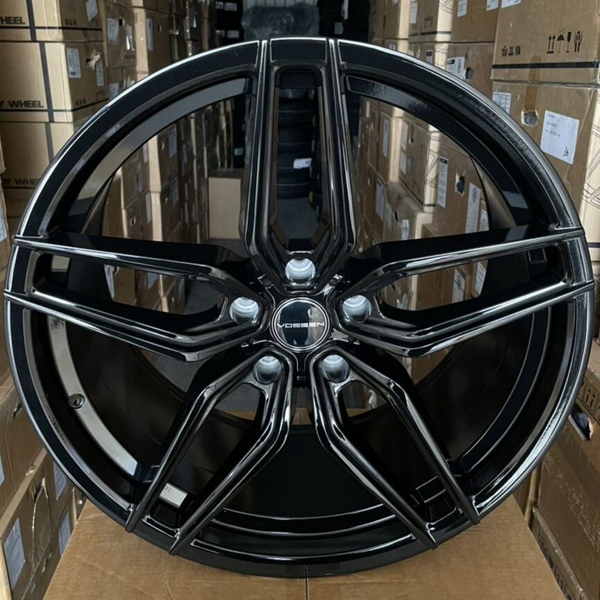 Литые диски Vossen HF1 8.5×R20 5×120