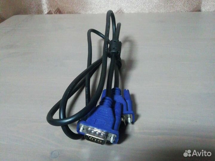 Кабель для компьютера