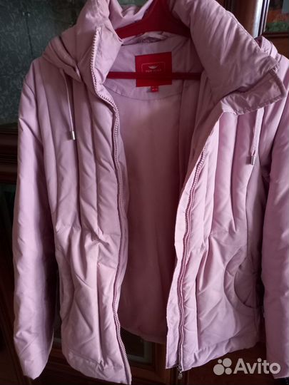 Пуховик женский 44 46
