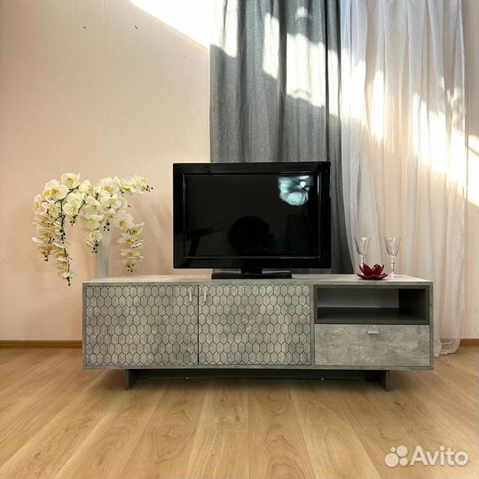 Тумба под телевизор Джаз