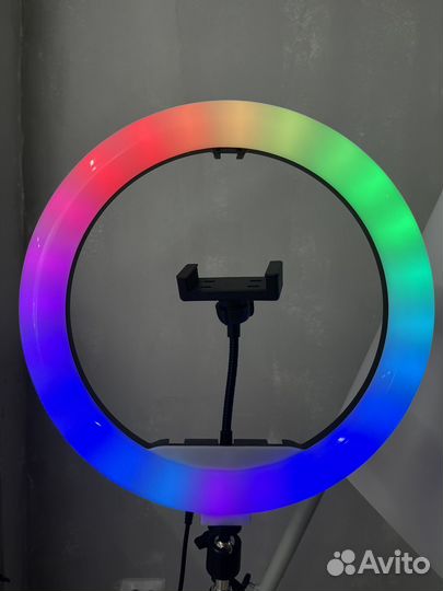 Кольцевая лампа