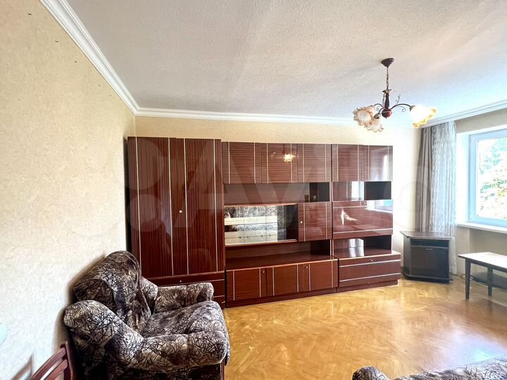 2-к. квартира, 51 м², 3/5 эт.