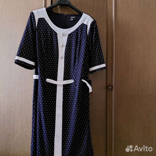 Женское платье 52