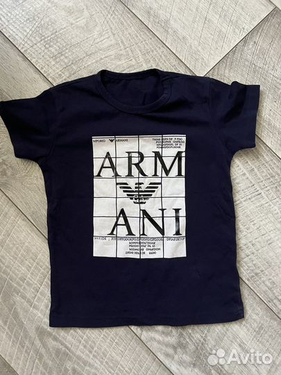 Футболка armani