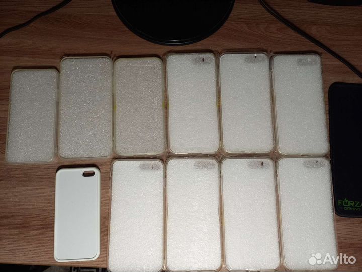 Чехлы на iPhone