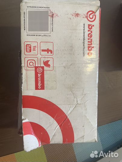 Передние тормозные колодки Mercedes