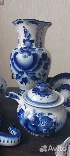 Посуд Гжель