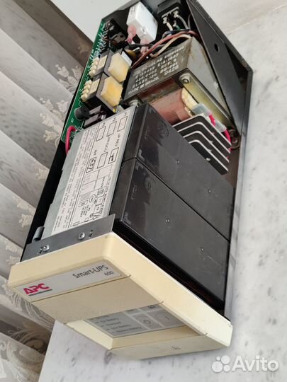 Ибп бесперебойник APC чистый синус