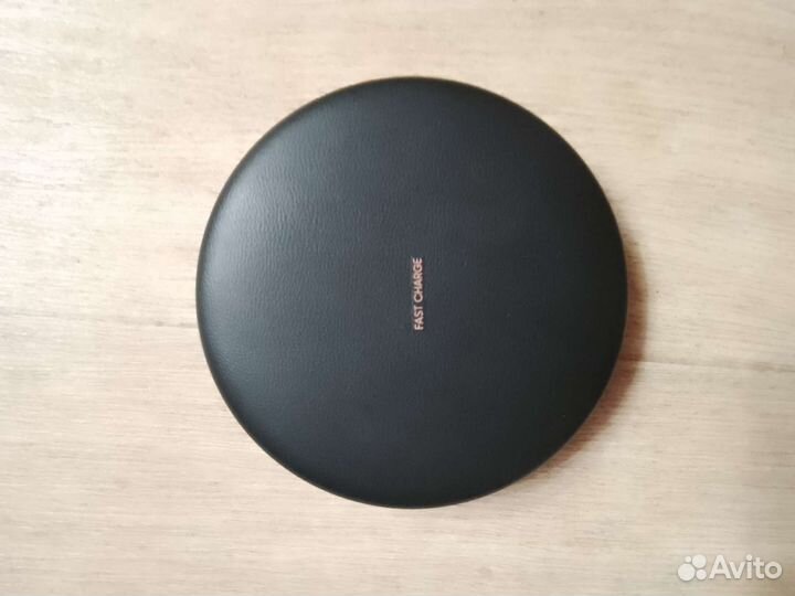 Беспроводное зарядное устройство Samsung
