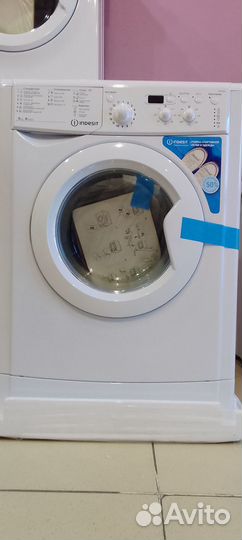 Стиральная машина indesit. Новая