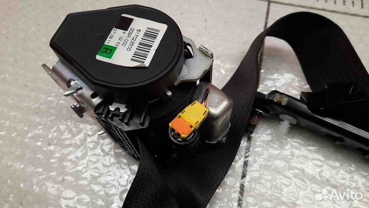 Ремень безопасности передний правый Opel Astra J 2