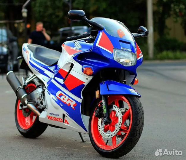 Honda CBR 600F2
