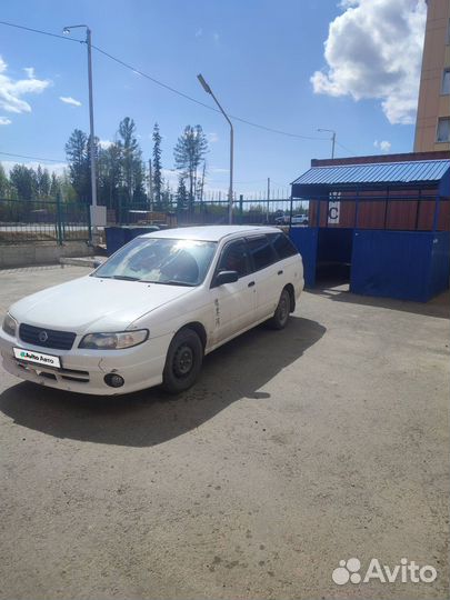 Nissan Expert 1.8 AT, 2001, 320 000 км