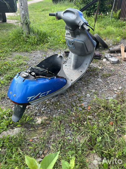 Разбор, скутер на запчасти Honda tact 16