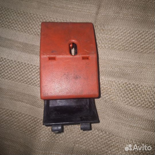 Ручка открытия замка капота Mercedes w124