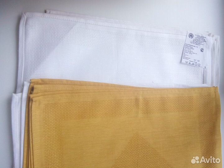 18 столовых салфеток