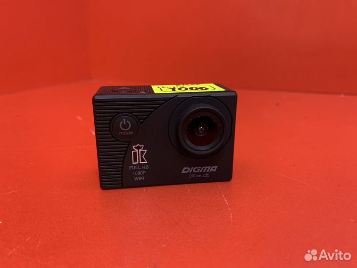 Экшн камера Digma dicam235 б/у