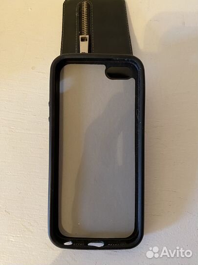 Чехол на iPhone 5s