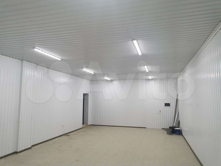 Торговая площадь, 900 м²