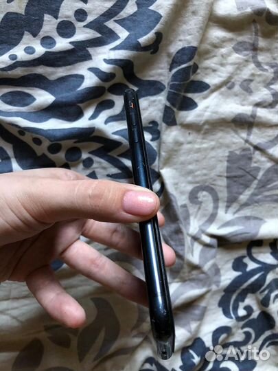 Телефон iPhone xr