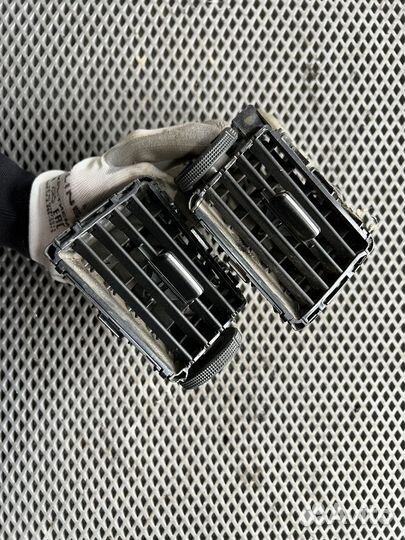 Дефлектор Воздуховод печки Nissan tiida C11