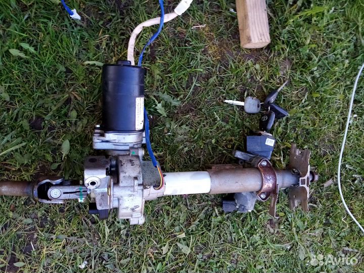 Рулевая колонка на авенсис 2006г.в всборе