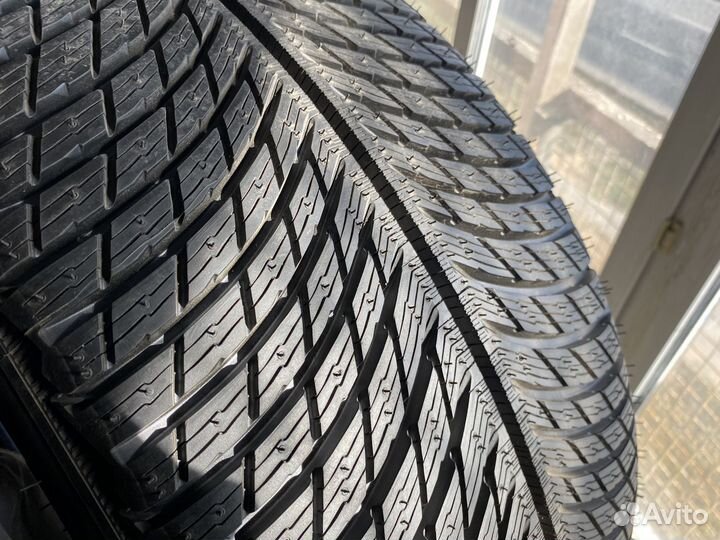 Michelin Pilot Alpin 5 285/40 R21 110V