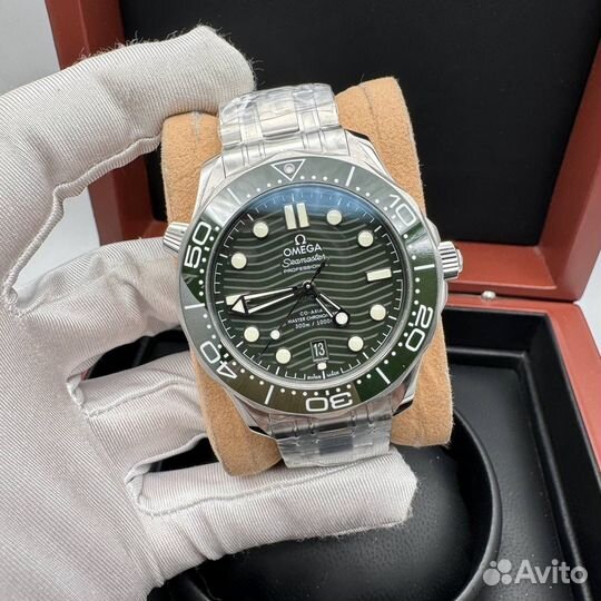 Часы Omega seamaster