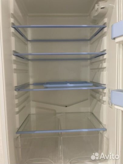 Холодильник бу indesit